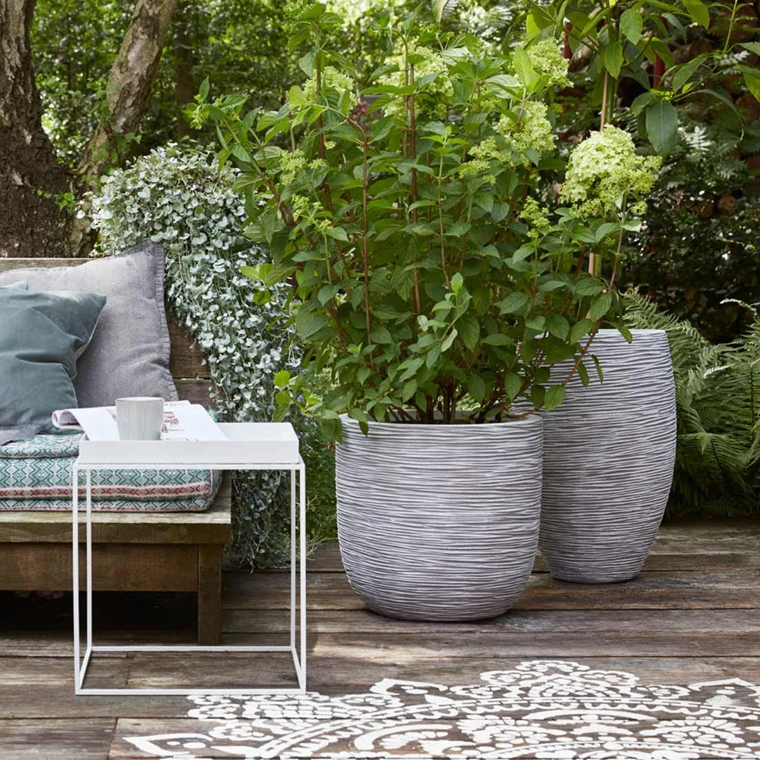 Capi Riffle Pflanztopf Ø43x41cm Kunststoff Elfenbein 2 Capi Riffle Pflanztopf Ø43x41cm Kunststoff Elfenbein – Bild 2